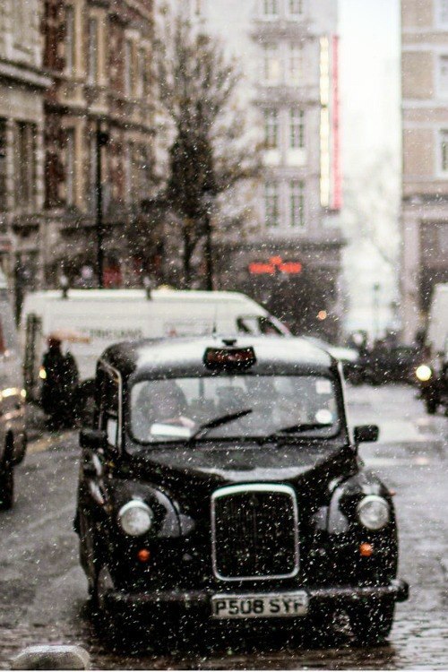 Snowy London, England