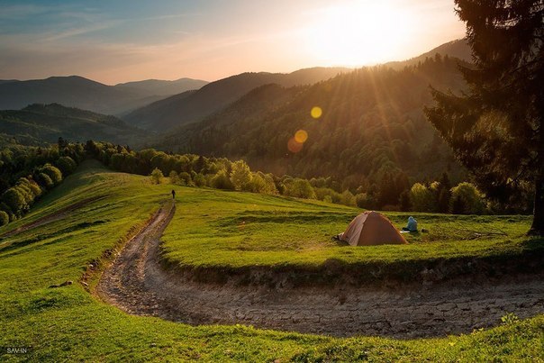 Чудові Карпати, <br> Україна