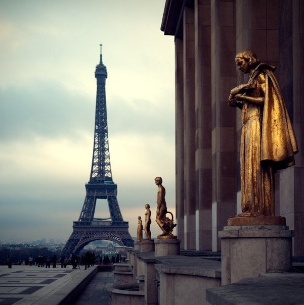 На вуличках Парижа