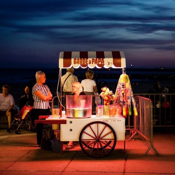 On the streets of Paris - 5