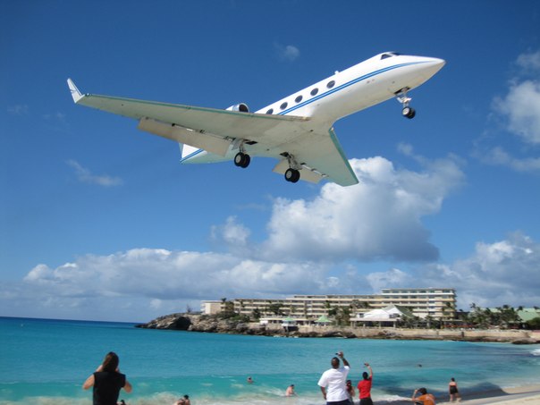 Сент-Мартен, пляж прямо у взлетной полосы - 5