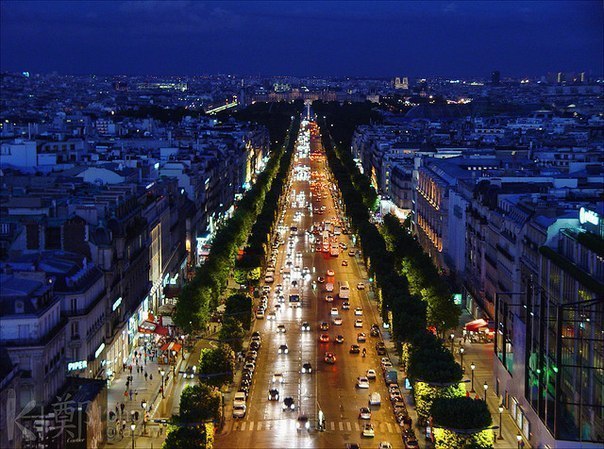 Париж, Франція