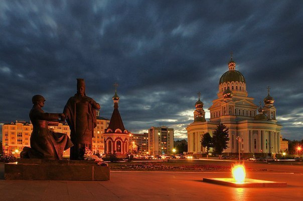 Огни ночных городов<br>Саранск