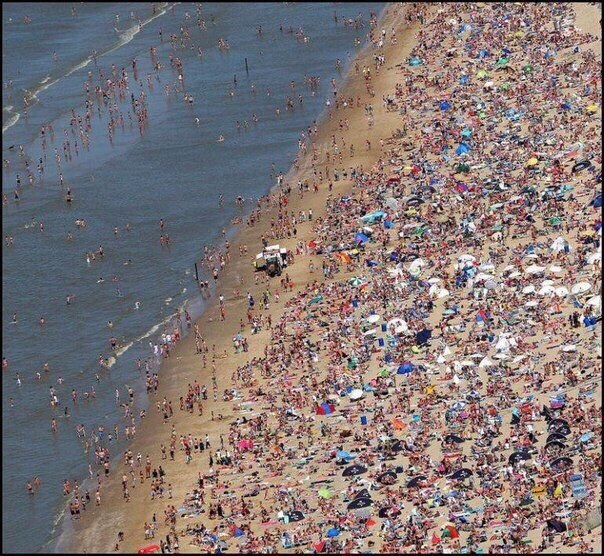 Подальше от городской суеты))