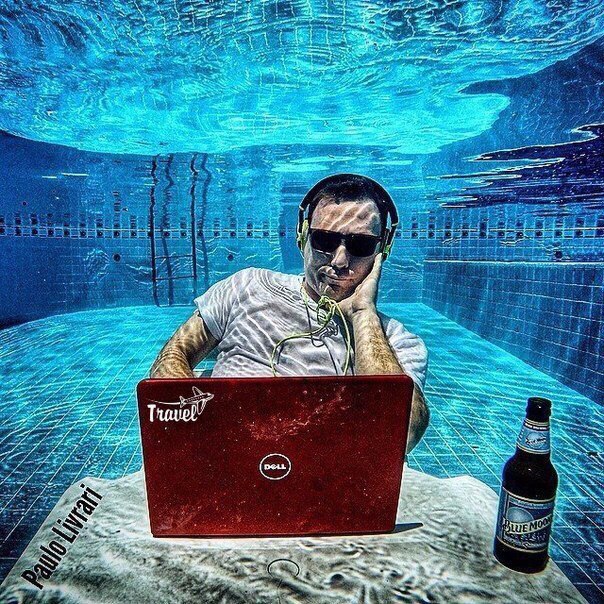 Как нужно фотографироваться в бассейне)