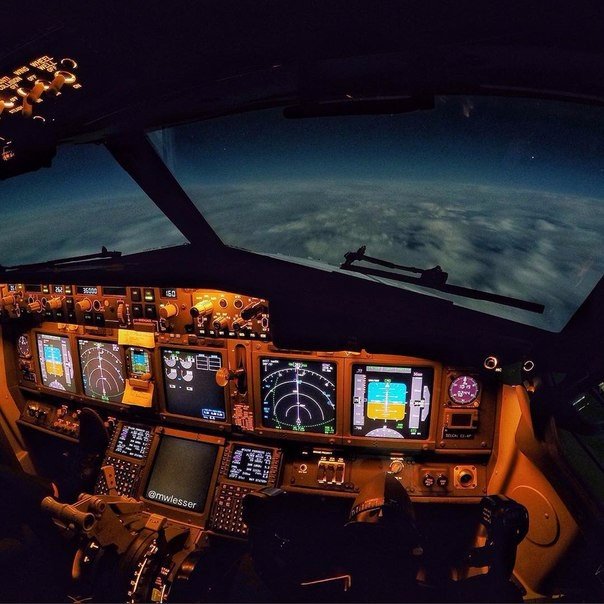 Рабочие будни пилота из Австралии - 8