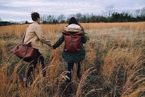 Дорога не так трудна, когда по ней идут двое. <br><br>Олег Рой