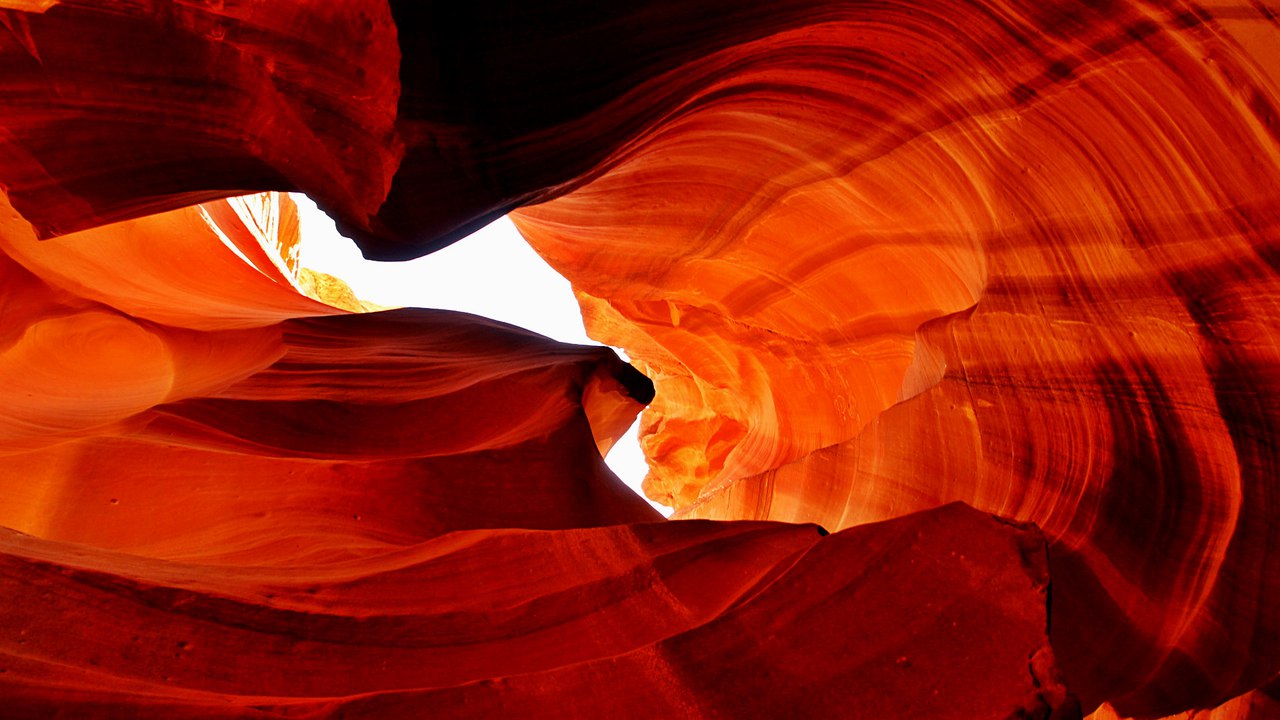 Каньон Антилопа. Аризона (США)<br><br>Октябрь 2016. Все освещение естественное.