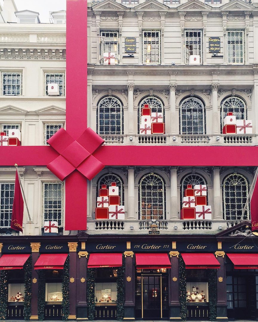 Різдвяне оформлення магазину в Лондоні