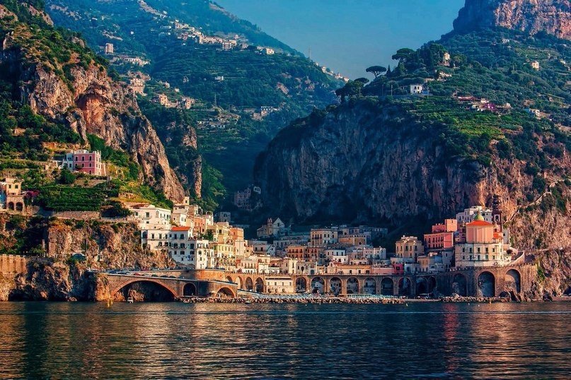 Майори, Италия