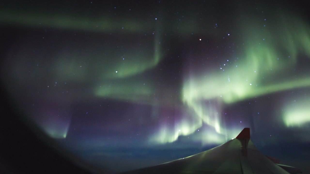 Небо над Гренландией, вид с самолета