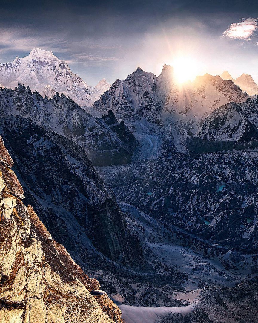 Рассвет над Непалом