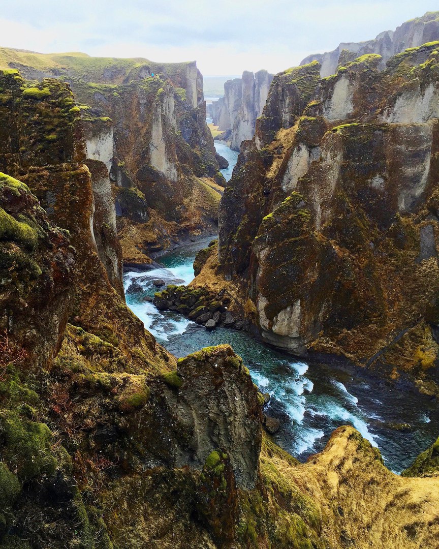 Каньон Фьядрарглйуфур, юг Исландии