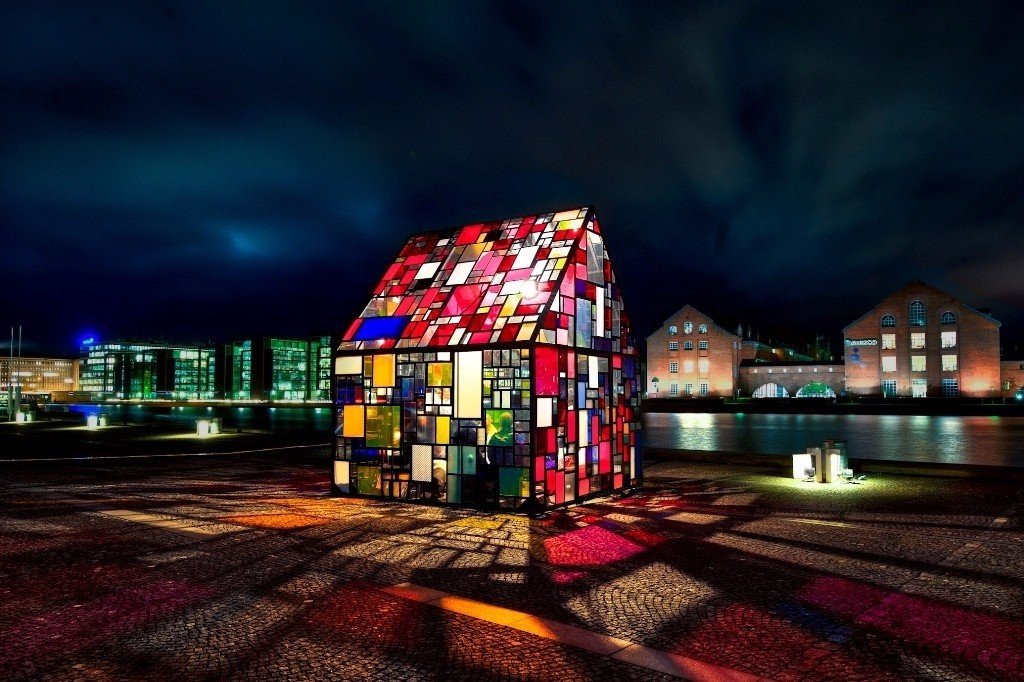 Витражный домик в Копенгагене, Дания