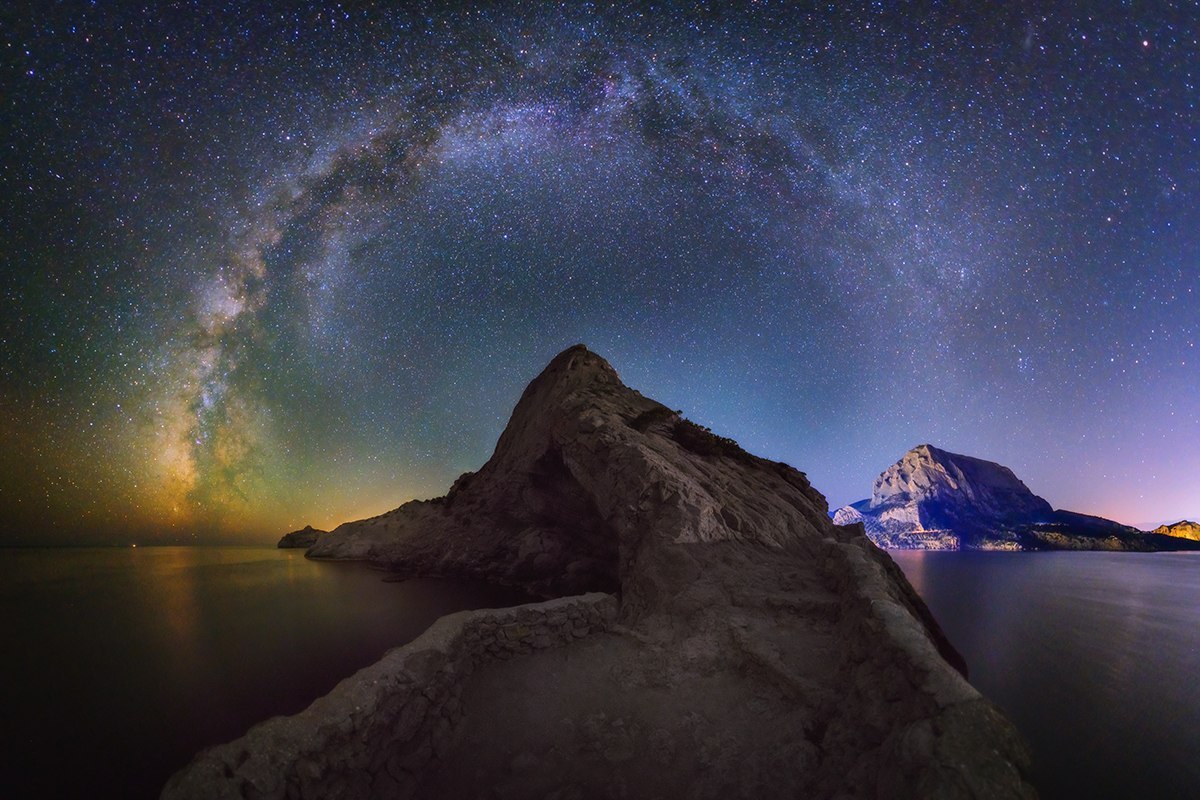 Млечный Путь над горой Коба-Кая, Крым