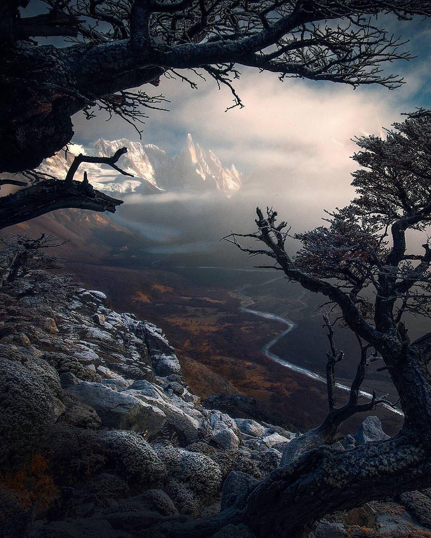 Серро-Торре, вершина в Патагонии, расположенная на границе Аргентины и Чили