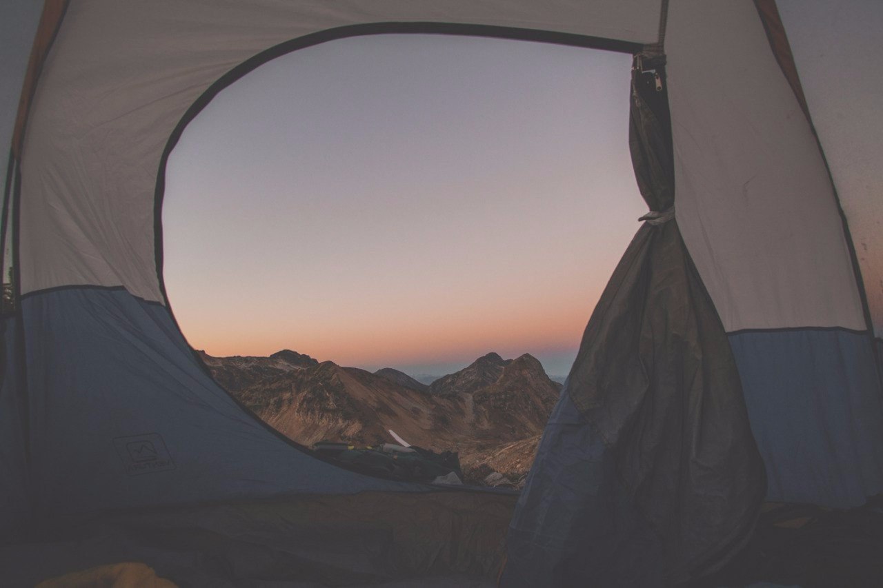 Если бы вам пришлось прожить жизнь заново, что бы вы сделали иначе? Когда людям за восемьдесят задают этот вопрос, они никогда не говорят: «Я бы проводил больше времени в офисе или я бы чаще посещал собрания комитета». Нет: вместо этого они то и дело приз - 5