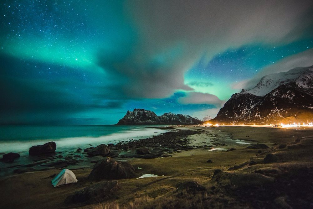 Поднимая глаза в небо в такие моменты, понимаешь: чудеса возможны, они совсем рядом.