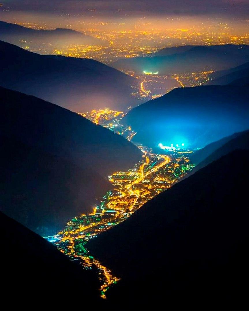 Долина света, Италия