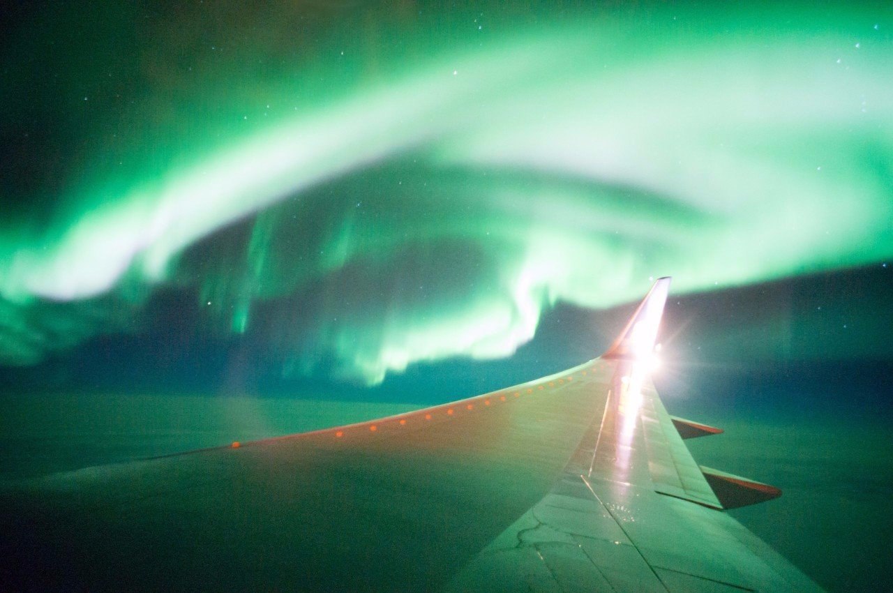 Прoлетая над Рейкьявикoм, Исландия