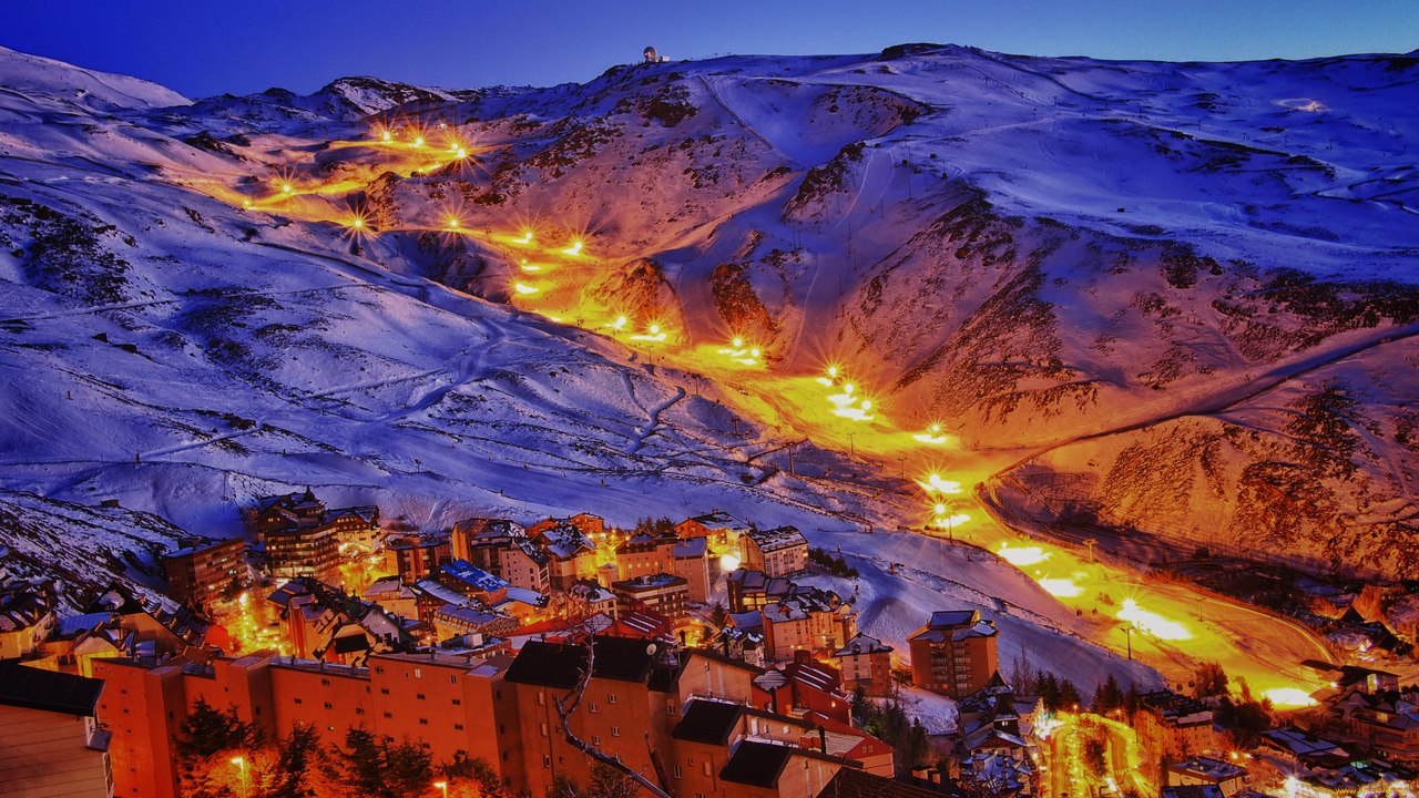 Моначиль, Испания