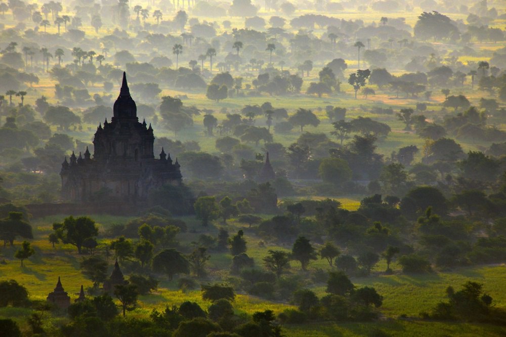 Храм в Багане, Мьянма