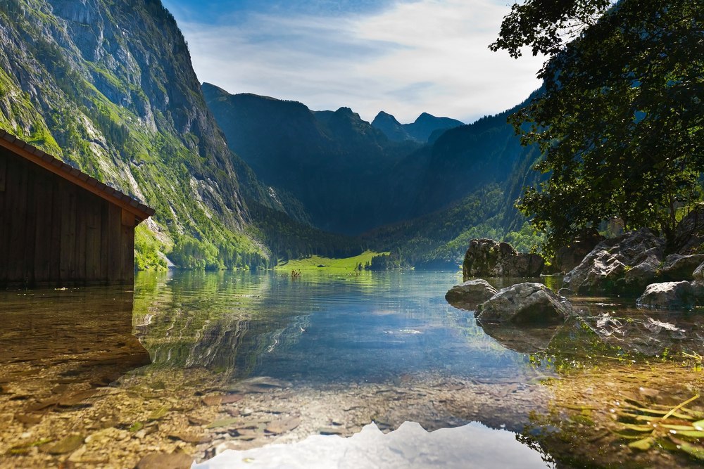 Озеро Оберзее - це райське місце, розташоване на сході Баварії біля підніжжя гір Альп. - 5