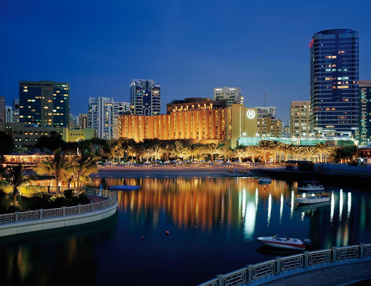 Абу-Даби, ОАЭ