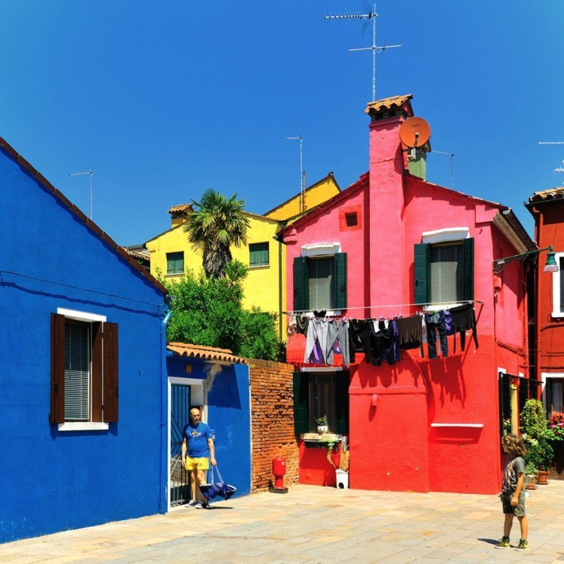 Бурано — самый яркий район Венеции. - 5