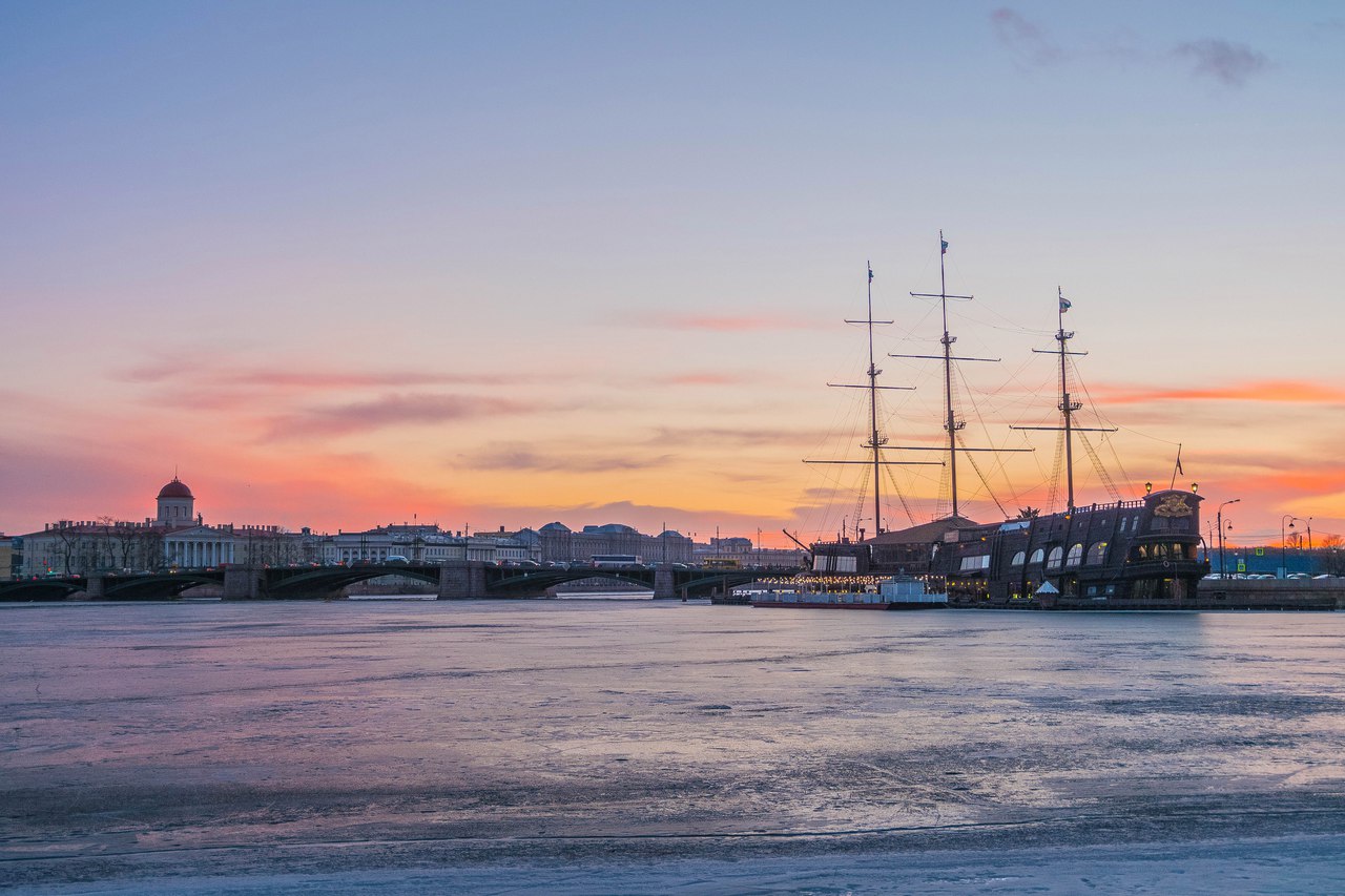 Волшебные питерские закаты.<br><br>Фотограф - Людмила Кот  - 8