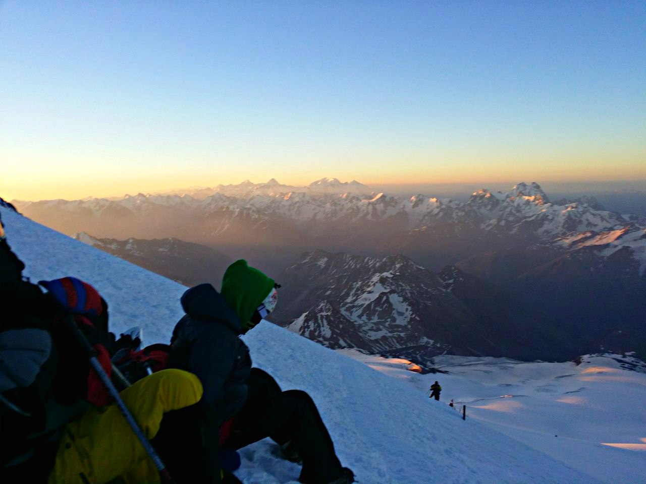 Самая высокая точка России — гора Эльбрус - 6