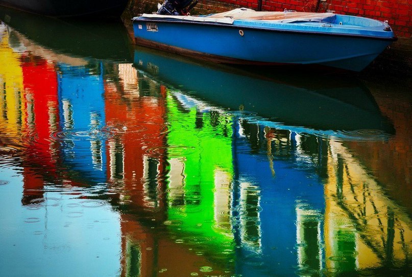 Бурано — самый яркий район Венеции. - 8