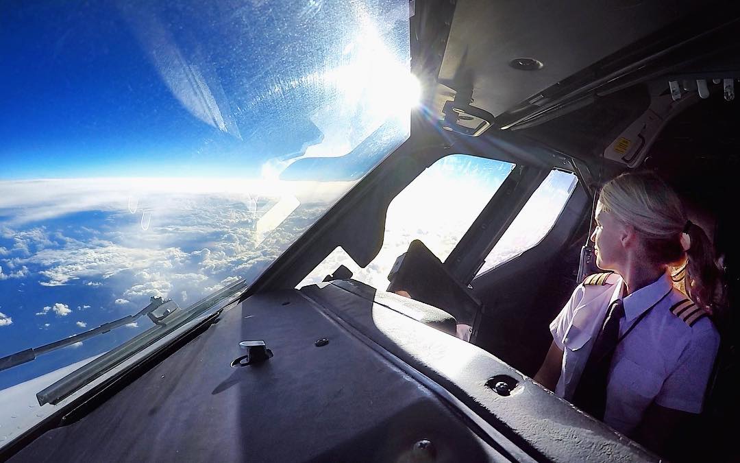 24-летний пилот из Исландии Maria Fagerström. - 8