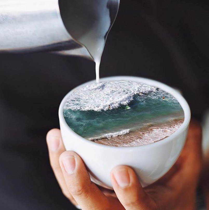 — Тебе чай или кофе? <br>— Море.<br><br>Вокруг Света в Instagram @roundtheworld2