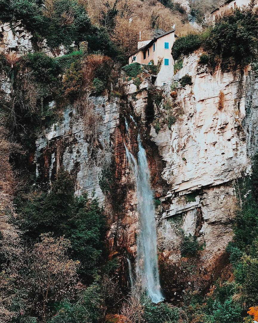Один билет в Италию пожалуйста... - 7