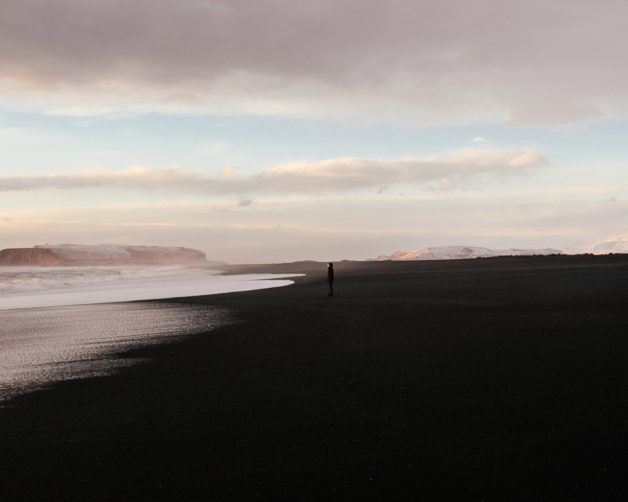 Черный пляж, Исландия<br><br>Вокруг Света в Instagram @roundtheworld2