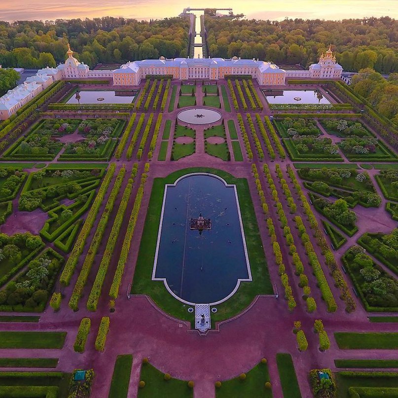 Петергоф, Санкт-Петербург