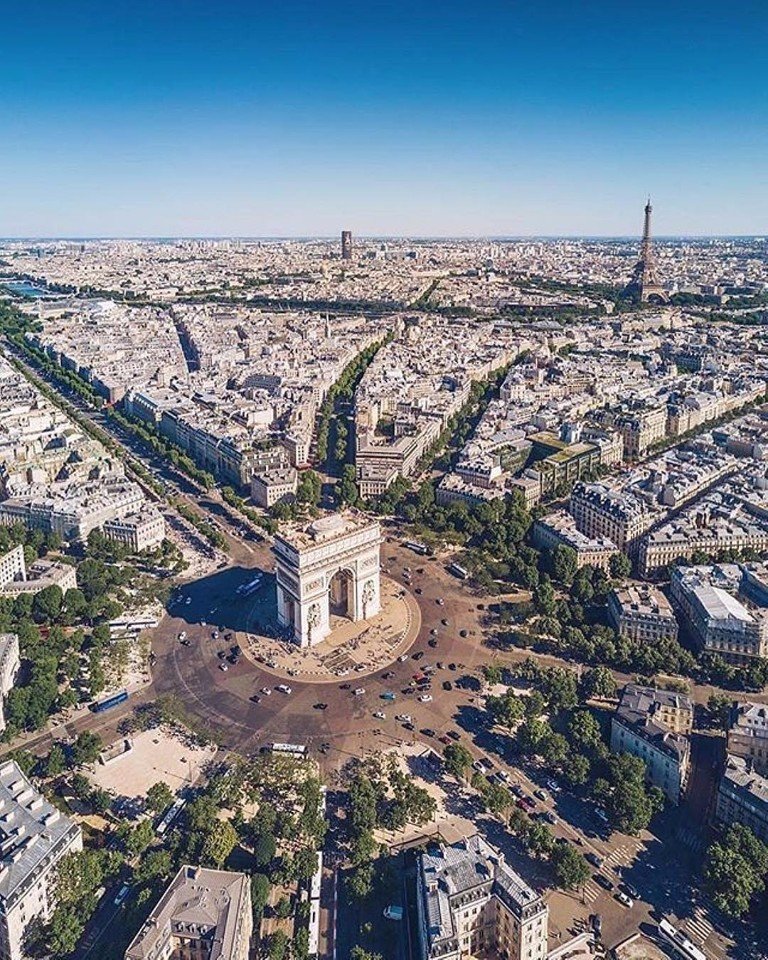 Париж. Франция