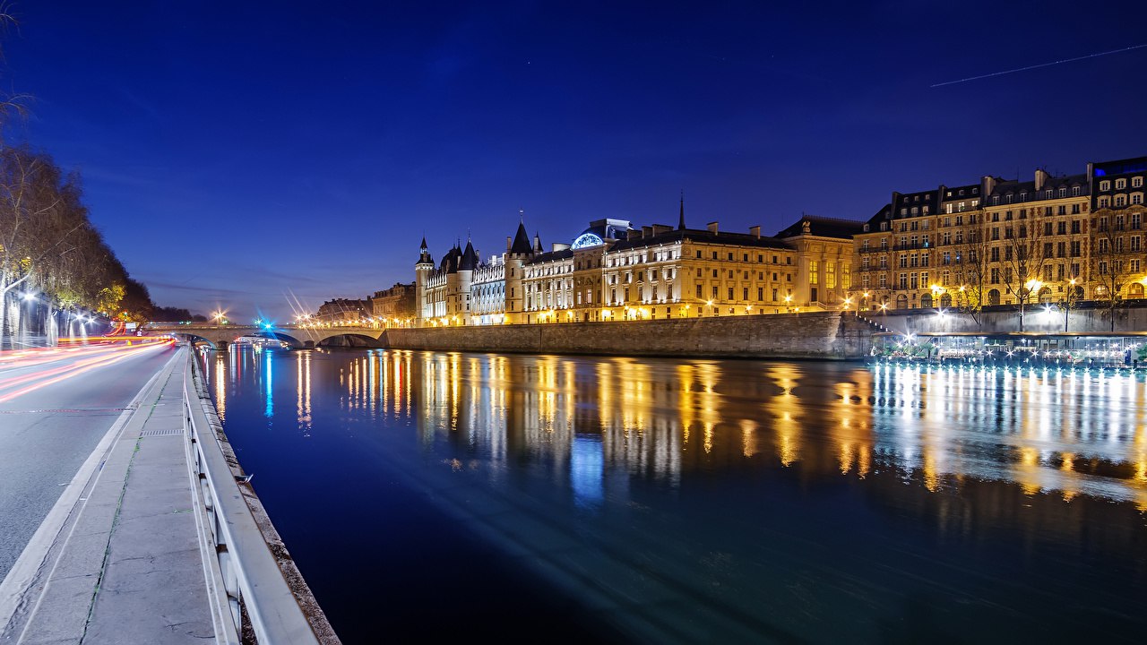 Париж, Франция