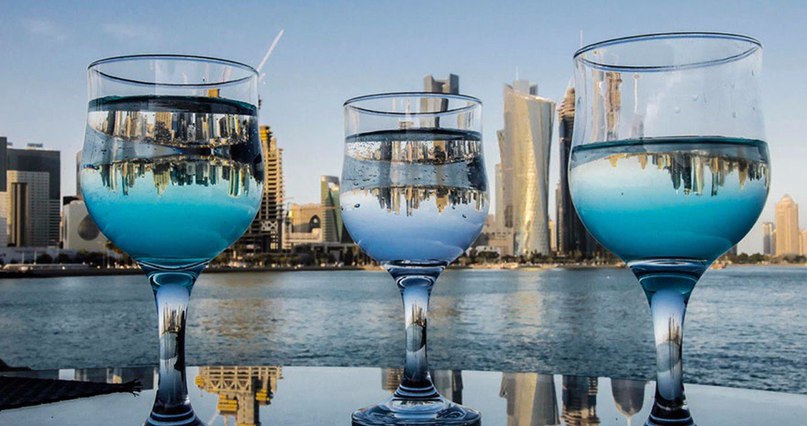 Мир сквозь бокалы. Невероятно красиво! - 5