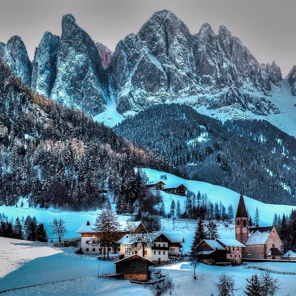 Италия, Фунес.