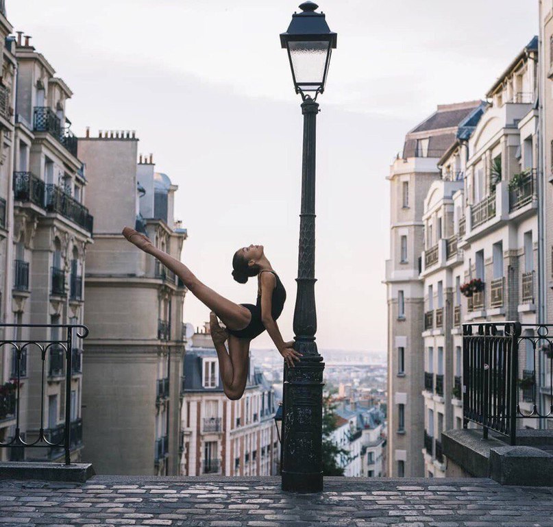 Paris and grace. What could be more beautiful?