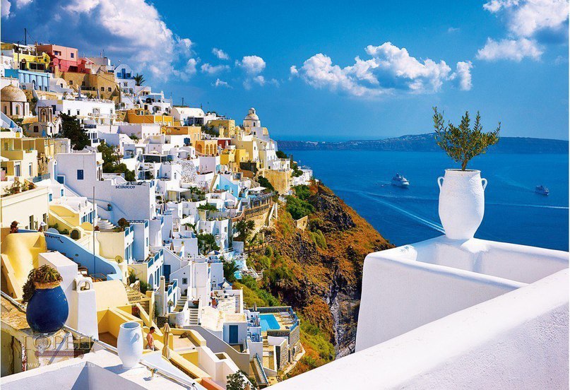 Inviting beauty of the fairytale Santorini, Greece - 1
