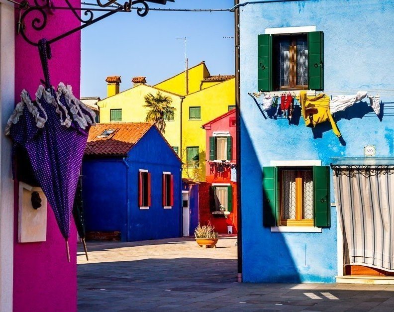 Самый яркий квартал Венеции — место, где рождаются эмоции - 7