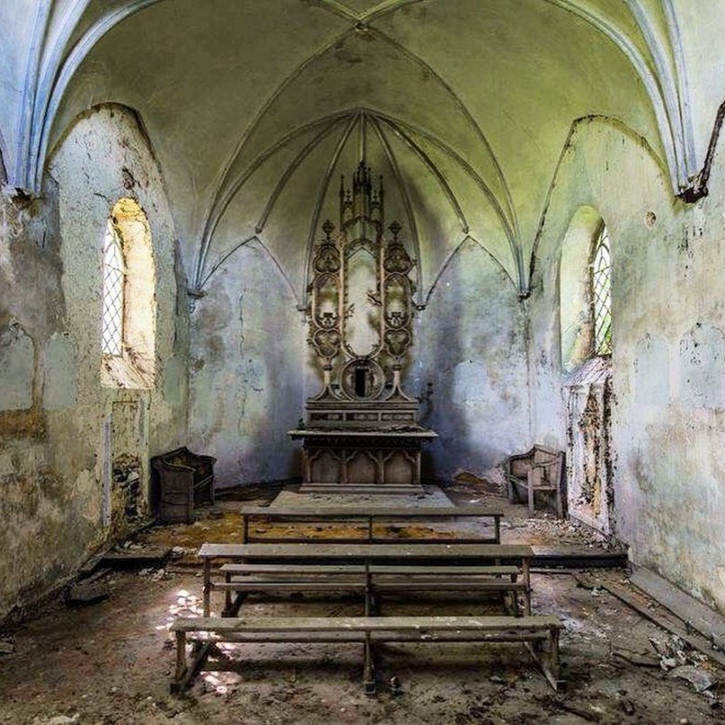 Заброшенная красота в объективе французского фотографа Ромэна Вейона - 9