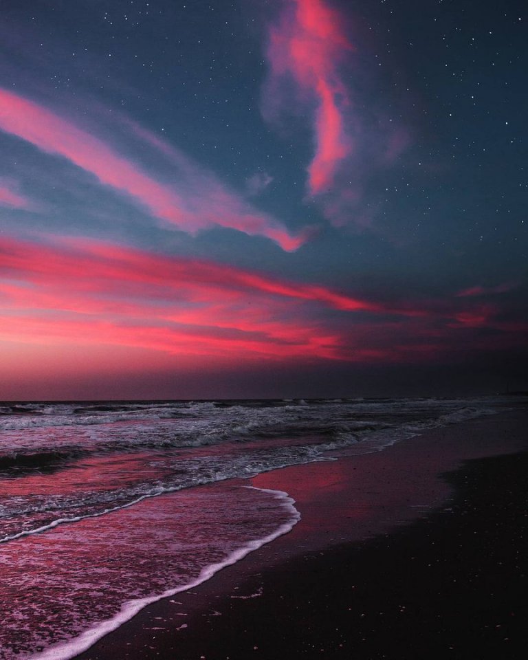 The main natural antidepressants are silence and the sea. - 5