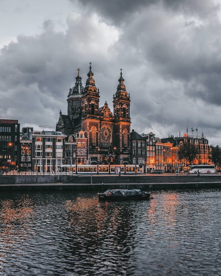 Вечерний Амстердам