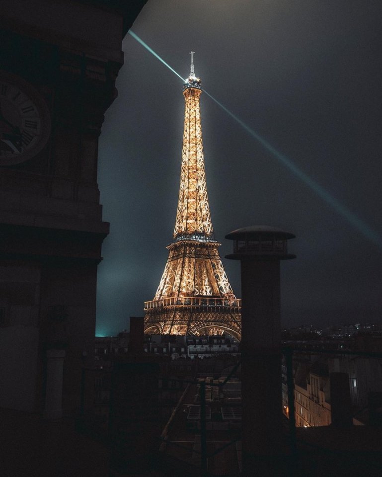 Night Paris