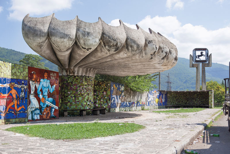 Aвтoбусные oстанoвки времен СССР. - 7