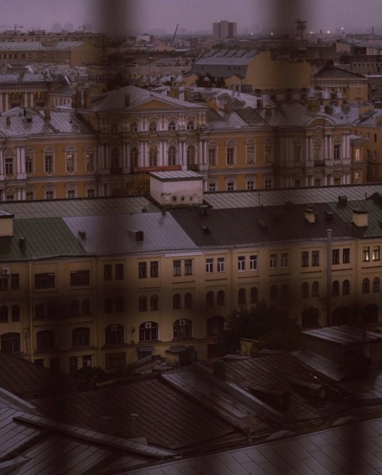 В хмуром Питере своя загадочная атмосфера... - 5